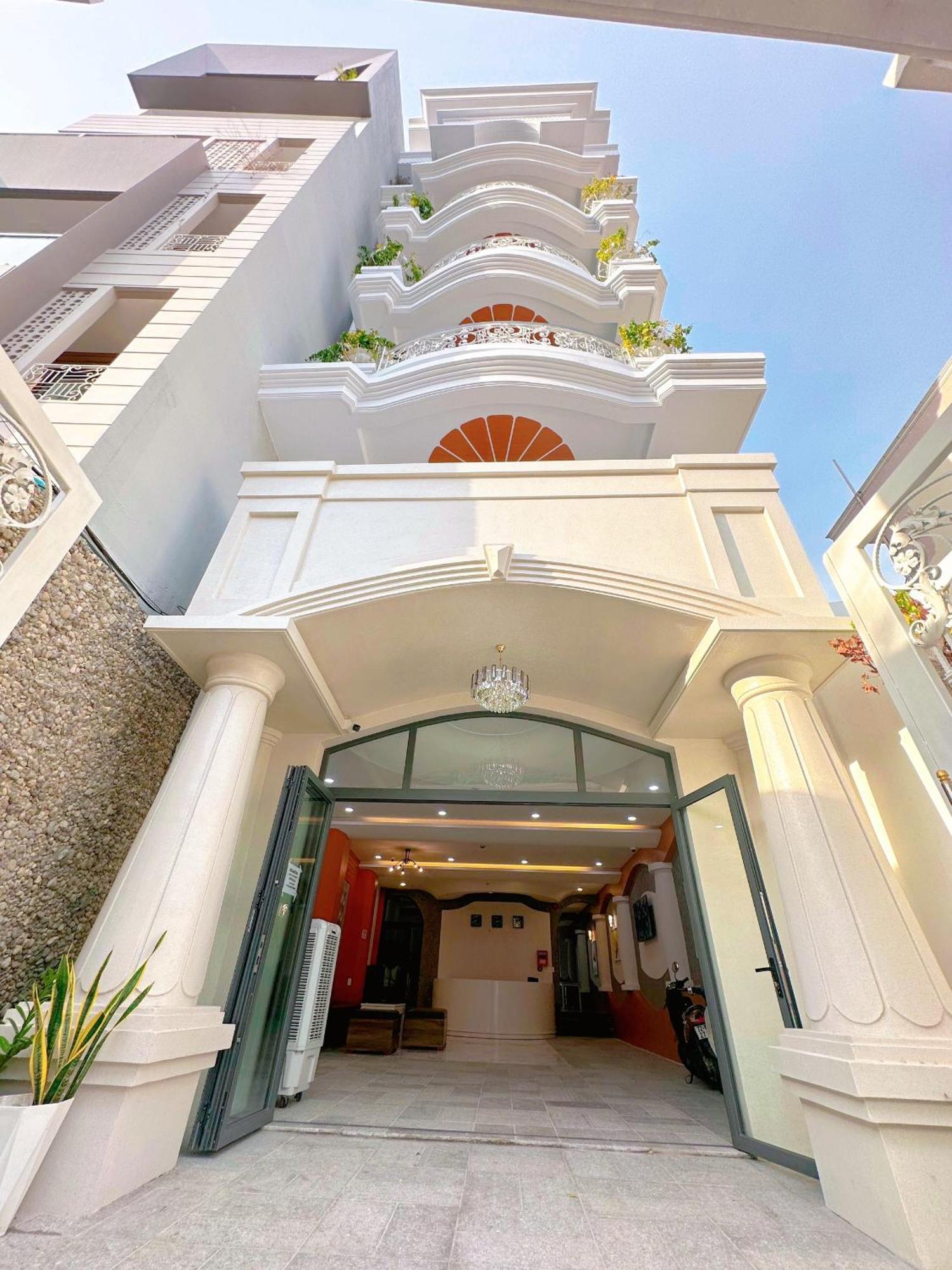 Milan Homestay - Milanesa Hotel And Apartment ブンタオ エクステリア 写真
